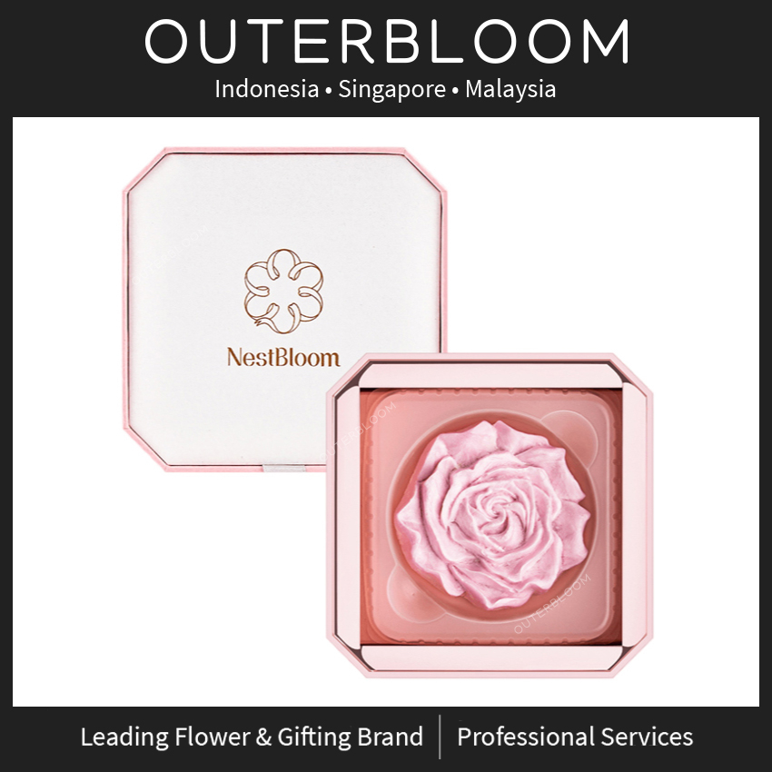 

Nestbloom Gift Box of Rose Almond Bloom - Sarang Burung Walet