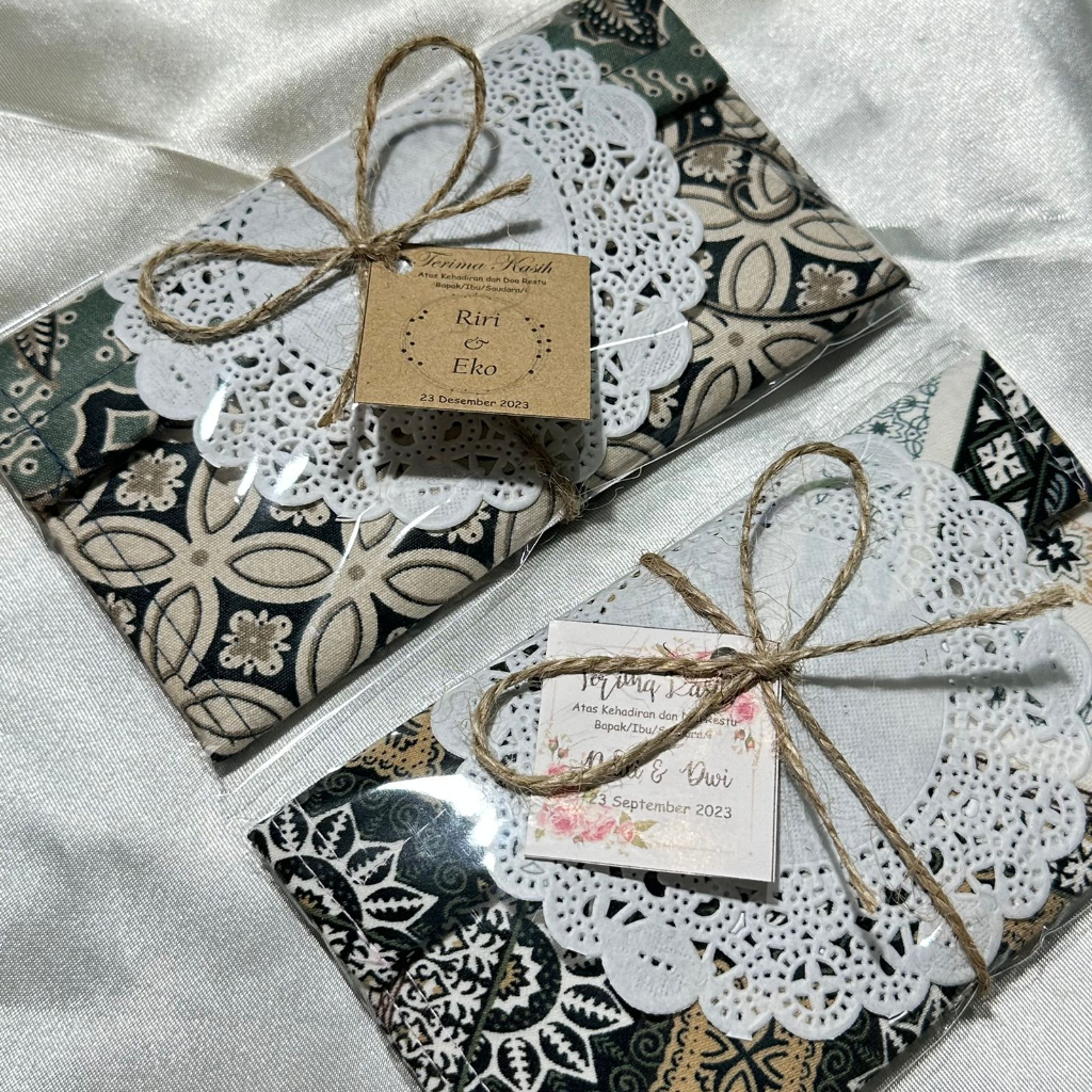 SOUVENIR PERNIKAHAN DOMPET LIPAT BATIK KHAS JOGJA