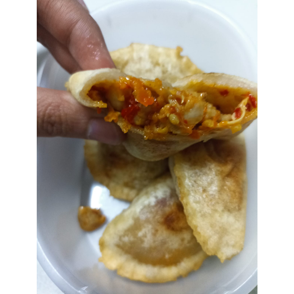 

Cireng Mercon Isi Ayam Pedas