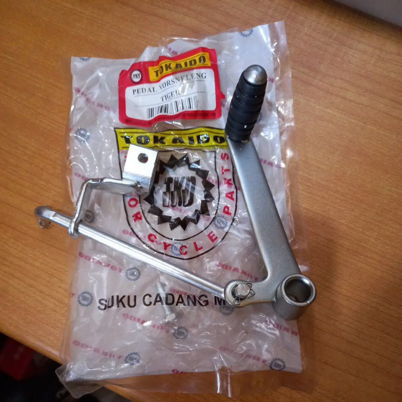 TIGER pedal versneling/persneling tiger merk tokaido
