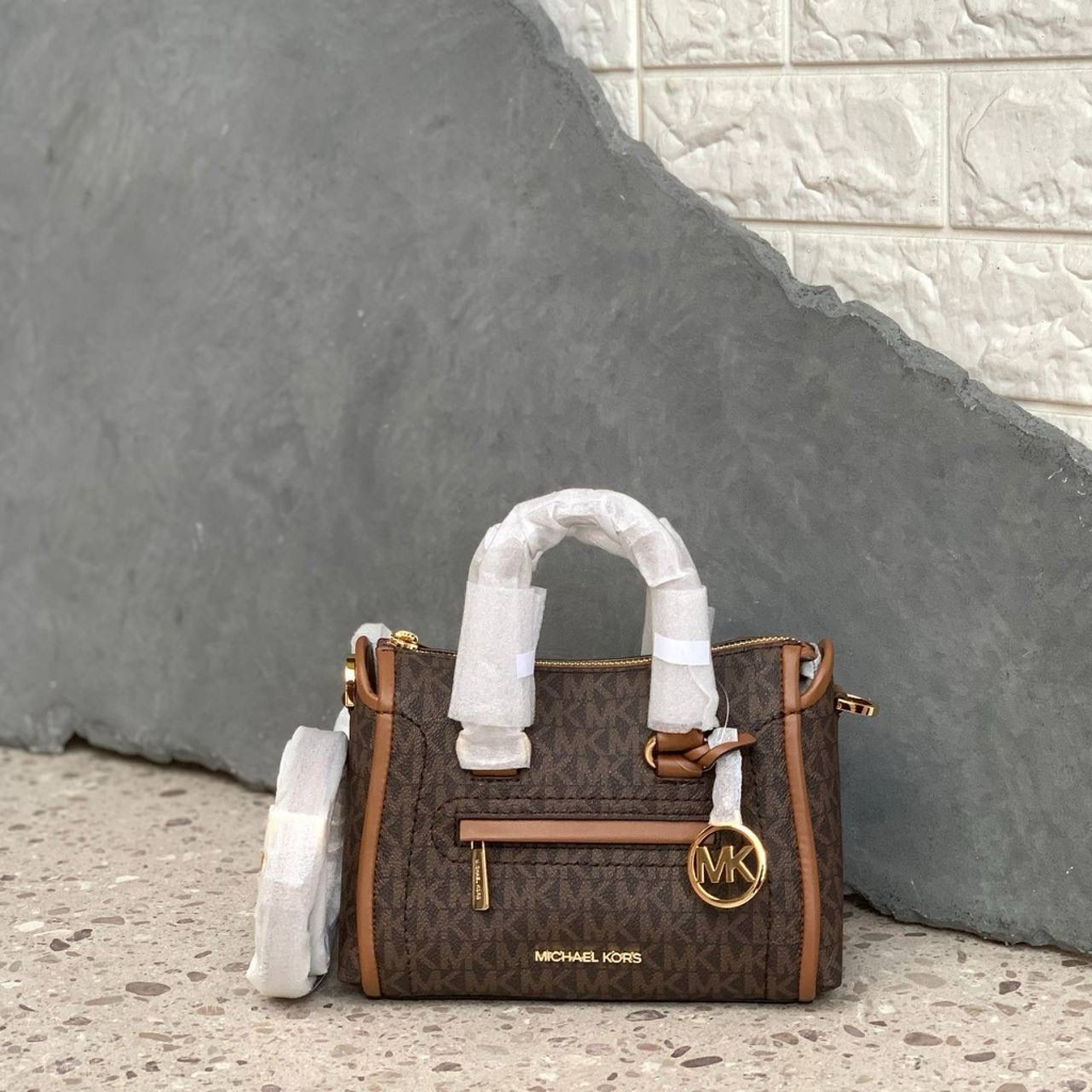 Michael Kors Carine XS Crossbody