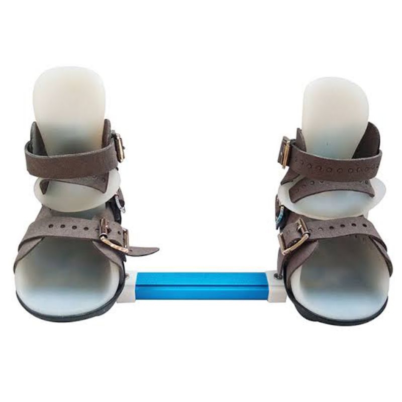 sepatu/kaki pengkor/kaki bebek/dennis brown shoes /sepatu ctev import