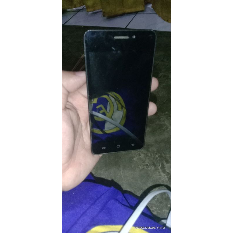 lcd touchsreen andromax a