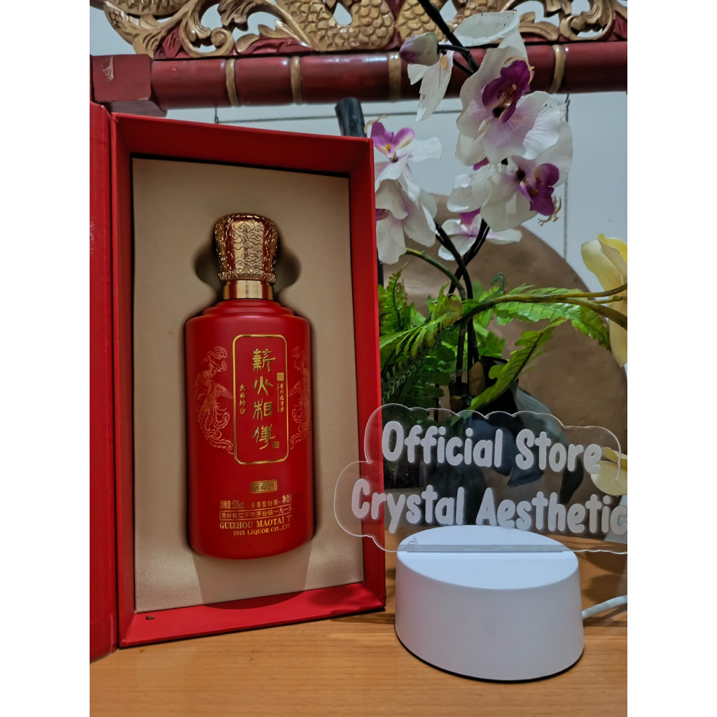 PAJANGAN RUMAH , LEMARI KOLEKSI BOTOL ANTIK , ARAK CHINA MEWAH CANTIK DAN ELEGAN COCOK UNTUK DEKORAS