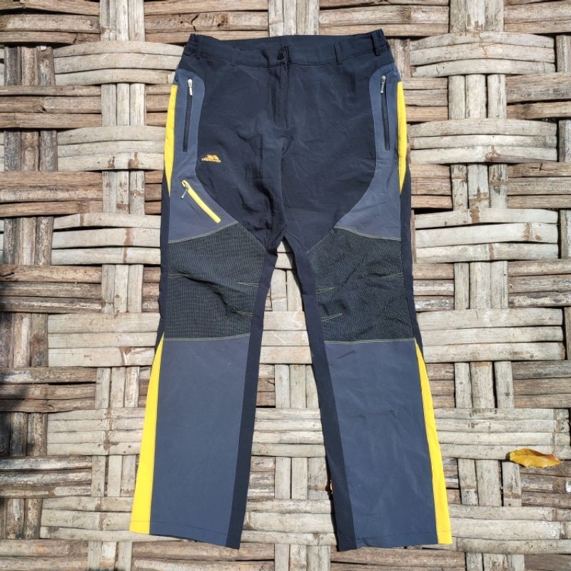 celana trespass outdoor