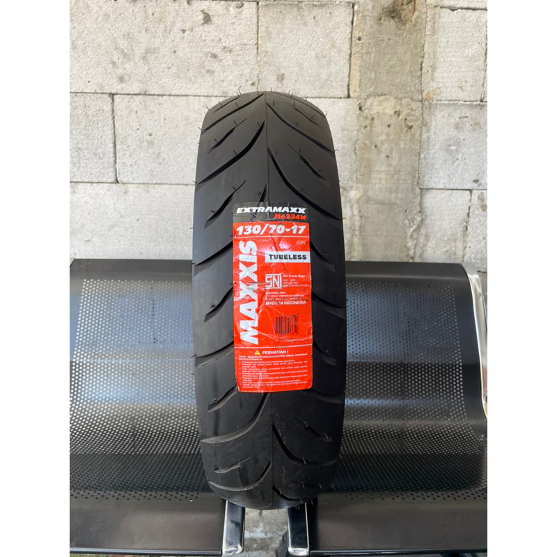 Ban motor MAXXIS Extramaxx 130/70 Ring 17 130/70-17 Tubeless