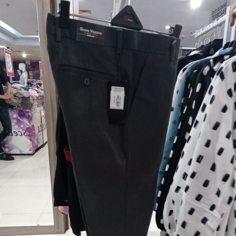 CELANA BAHAN GIANNI VISENTINE