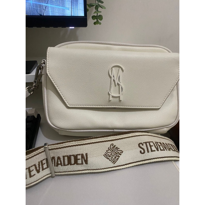 PRELOVED_STEVE MADDEN BLIGHT CAMERA BAG