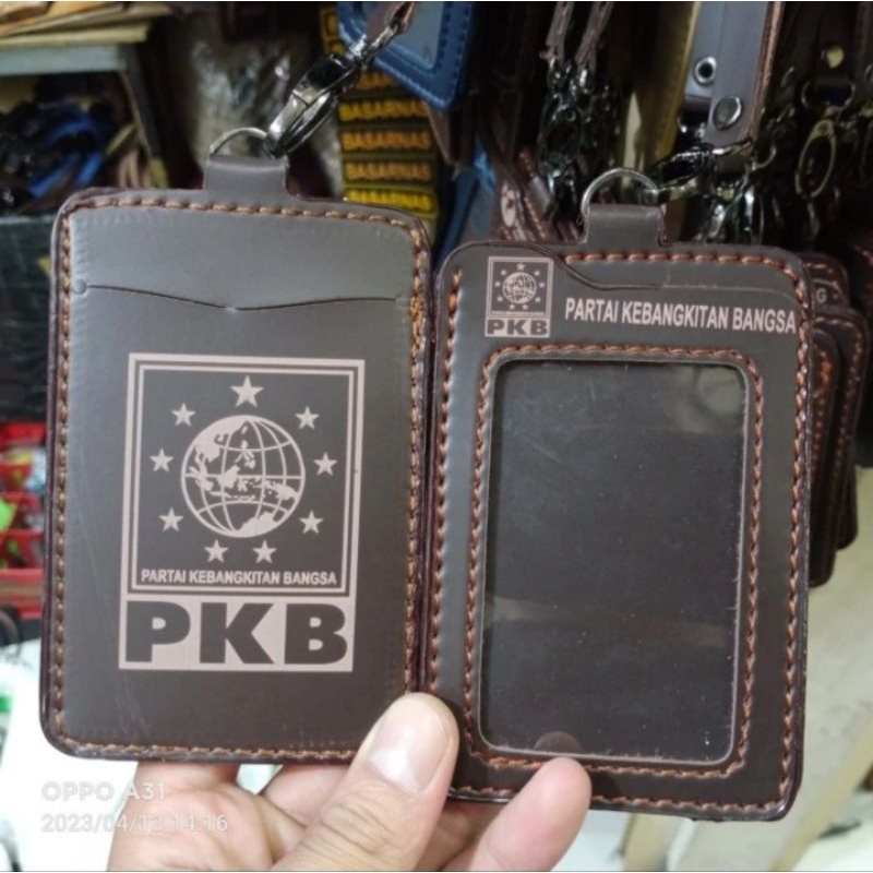 

HOLDER KALUNG ID CARD LOGO PARTAI PKB COKLAT BEST QUALITY PREMIUM