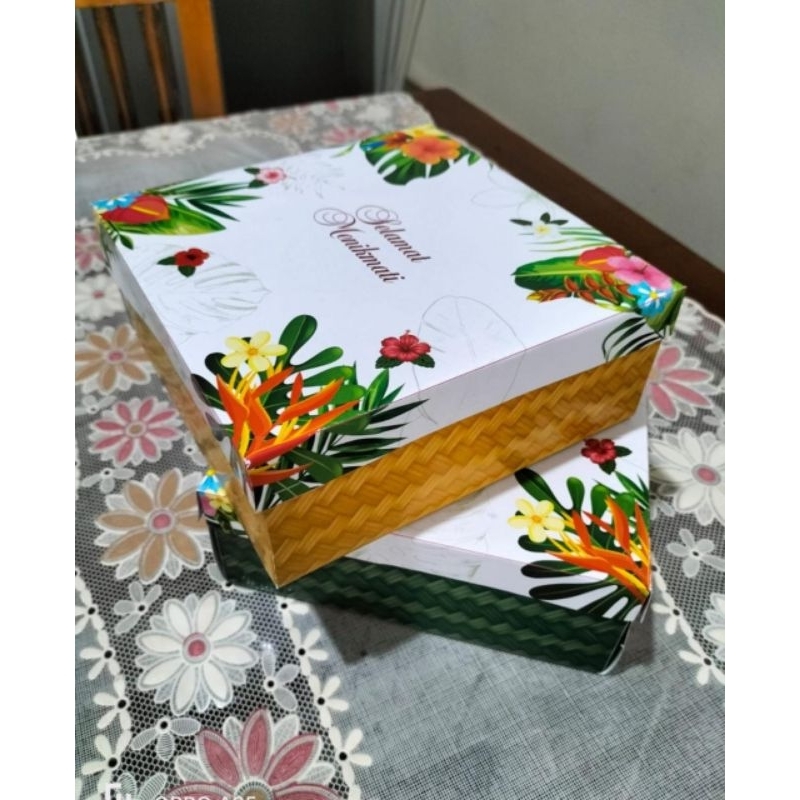 Dus Nasi / Dus Kue Motif Bambu ukuran 16x16 cm. Ketebalan 350 gram