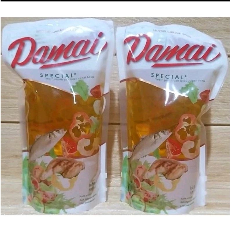 

MINYAK GORENG DAAMAAI 1 LITER