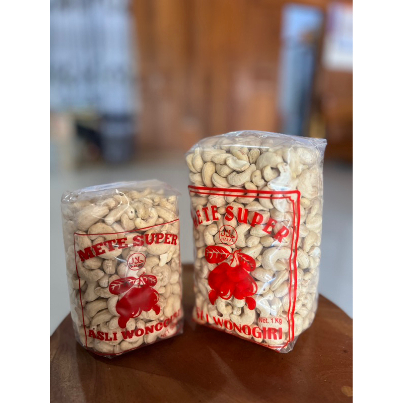 

KACANG METE MENTAH KERING ASLI WONOGIRI 1 KG