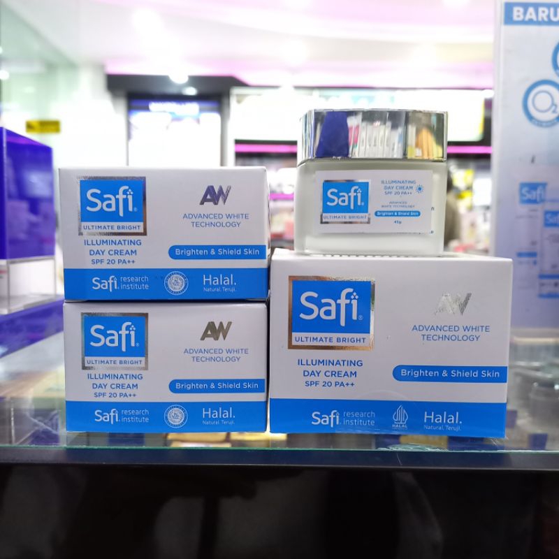 SAFI ULTIMATE BRIGHT ILUMINATING DAY CREAM SPF 20 PA++
