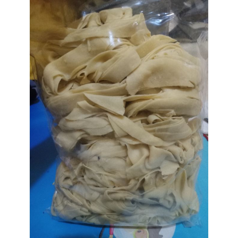 

Pinggiran tortila (kulit kebab)