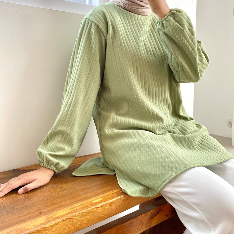 AGHNIA BASIC BLOUSE HORNET