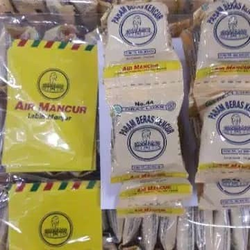 

Grosir 1 pak 50 sachet Param Beras kencur dan Mustajab Air Mancur Padat