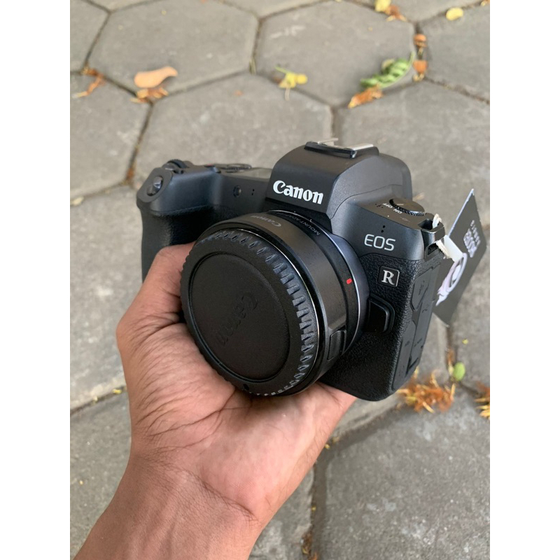 CANON EOS R + ADAPTER // CANON EOS R BODY ONLY || EOS R LIKE NEW