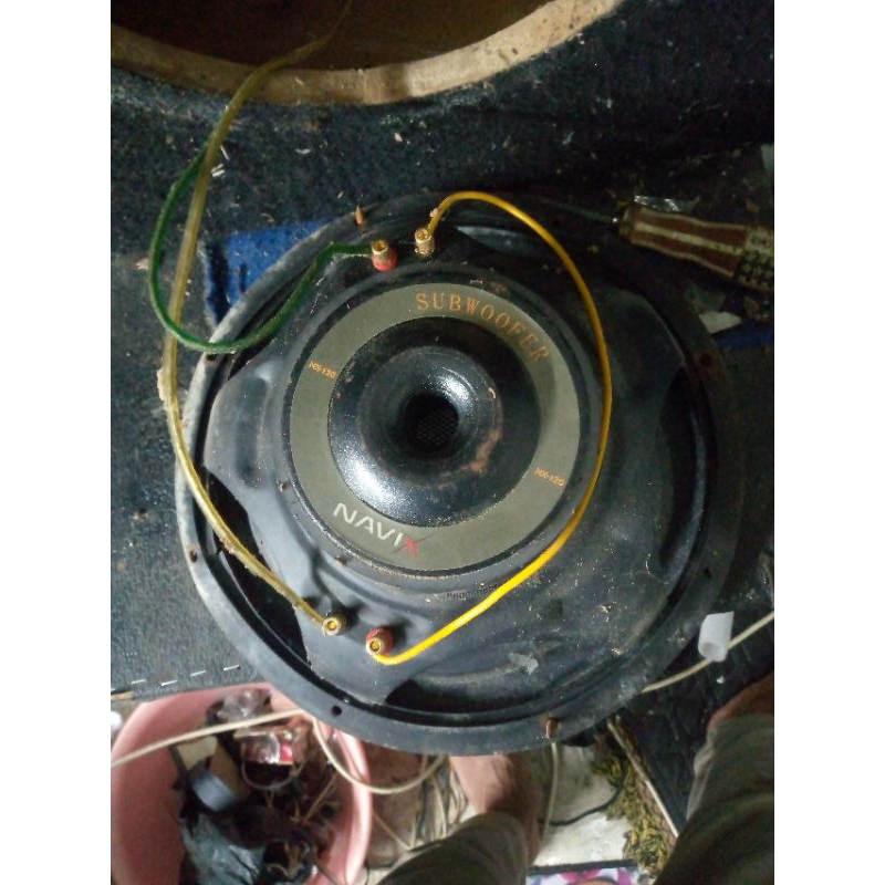 speaker subwofer merk navix 12 inch