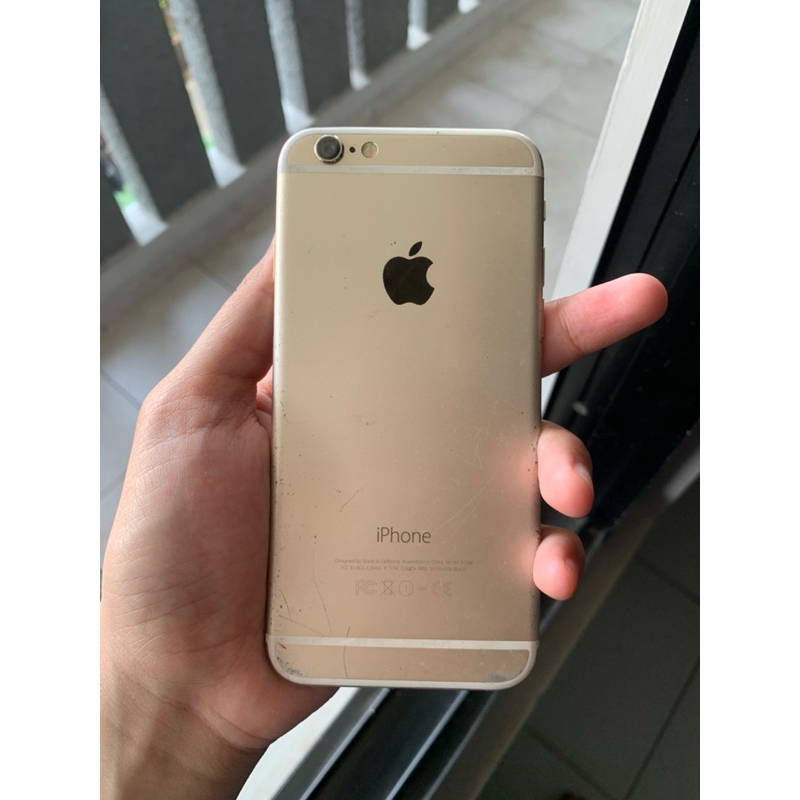Forsale second INTER Iphone 6 gold (32GB) Minus Touch ID tidak berfungsi.