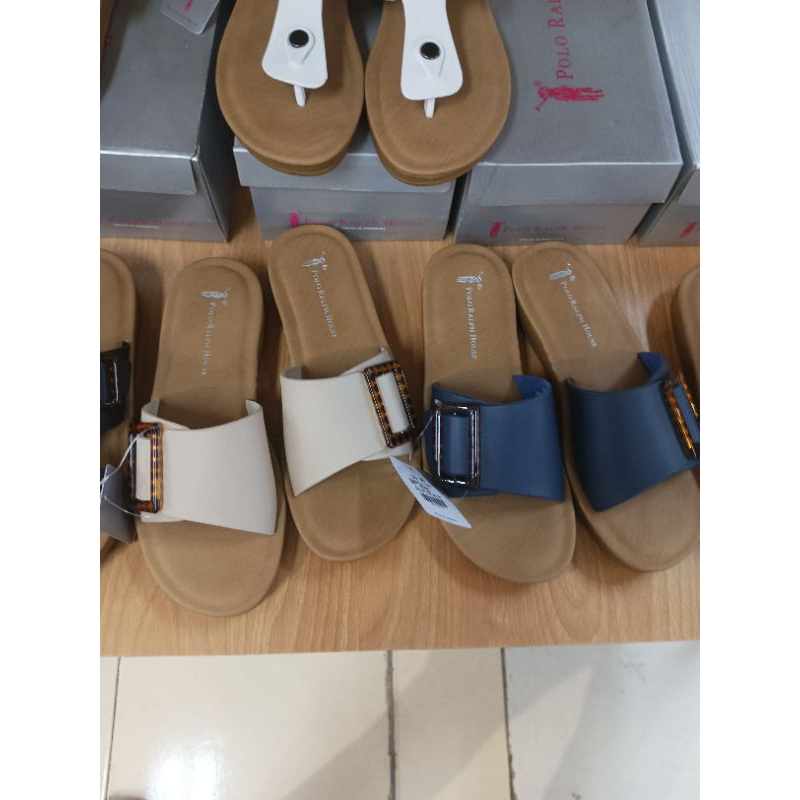 sandal polo wanita