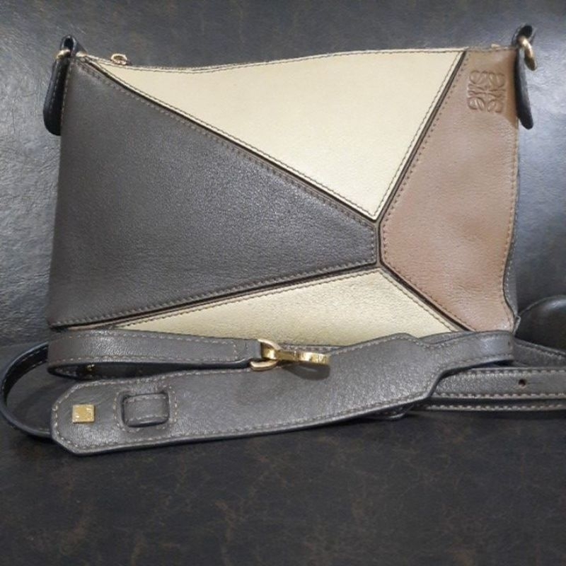 Preloved Sling bag Loewe Puzzle