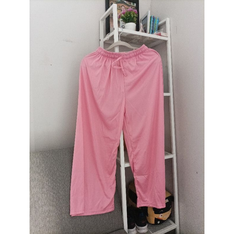 Celana kulot panjang warna pink