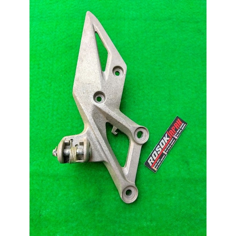 Footstep Fostep Depan Underbone Kanan New Cbr 150 R Led Facelift Original