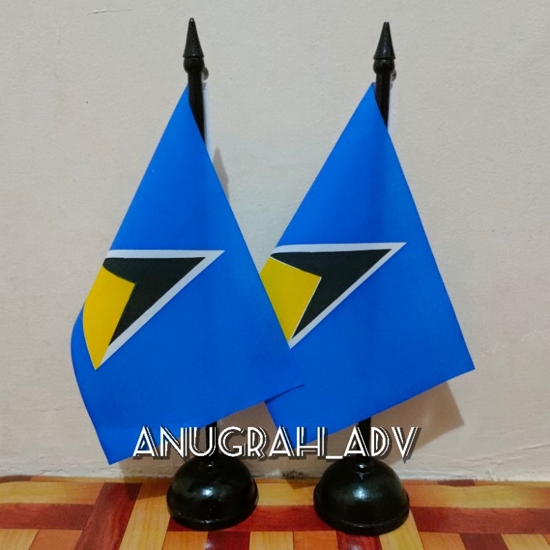 

tiang kayu bendera meja SAINT LUCIA