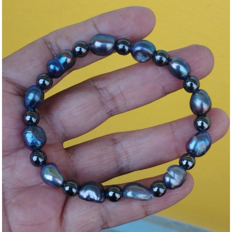 Gelang Mutiara Hitam Baroq mix Batu Hematite