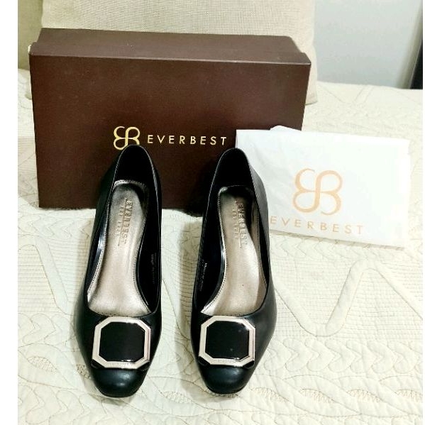 Preloved sepatu wanita everbest hitam size 37