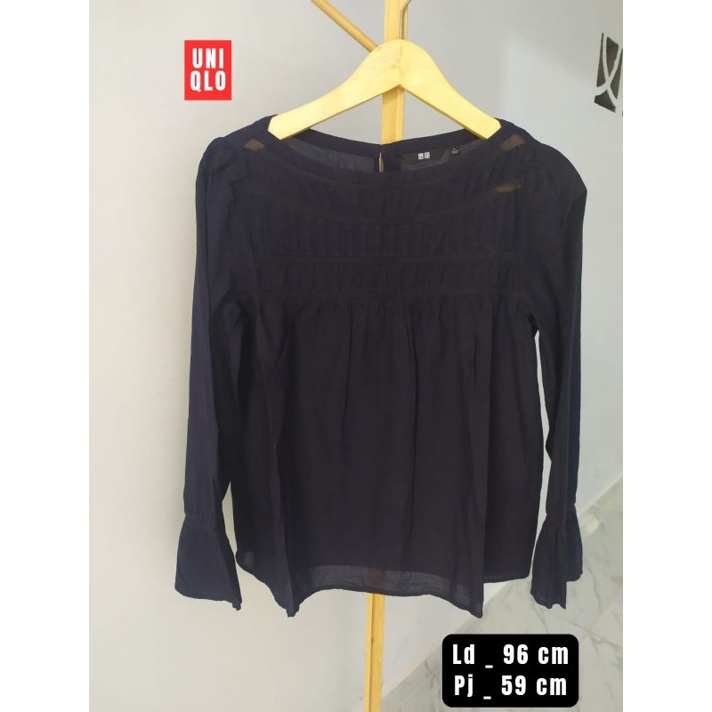 ATASAN WANITA BLOUSE UNIQLO LENGAN BALON