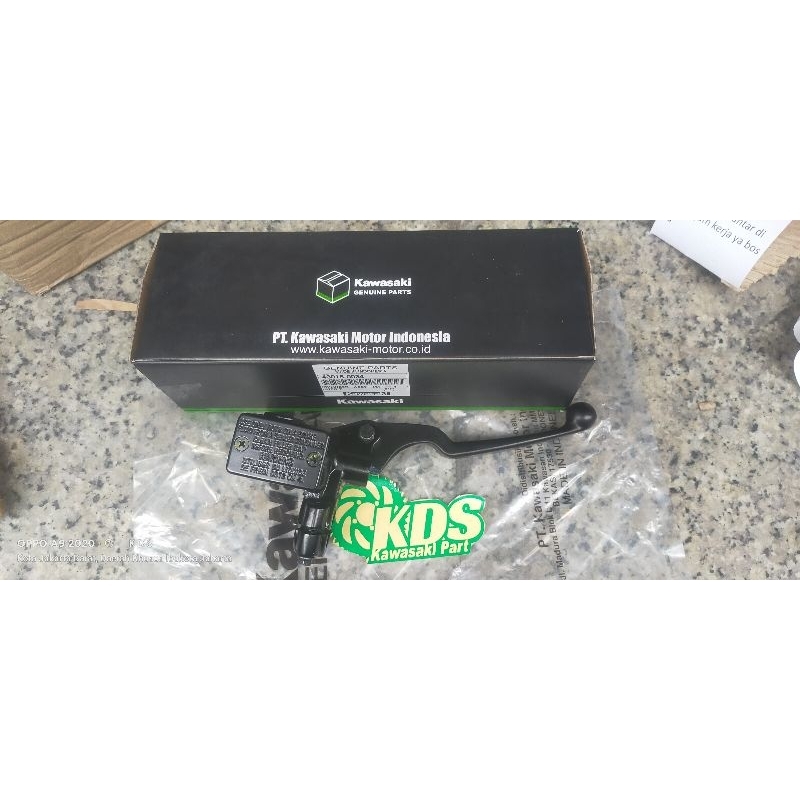 master rem atas Assy motor Kawasaki ZX 130 -43015-0034