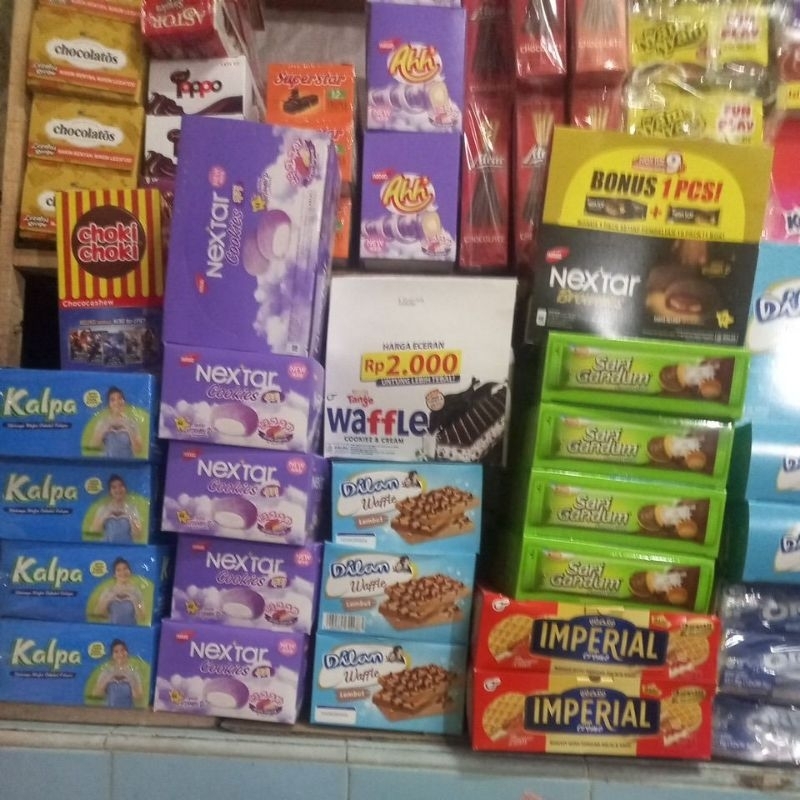 

snack 1 paket / 1 kotak / 1 box / 1 pack