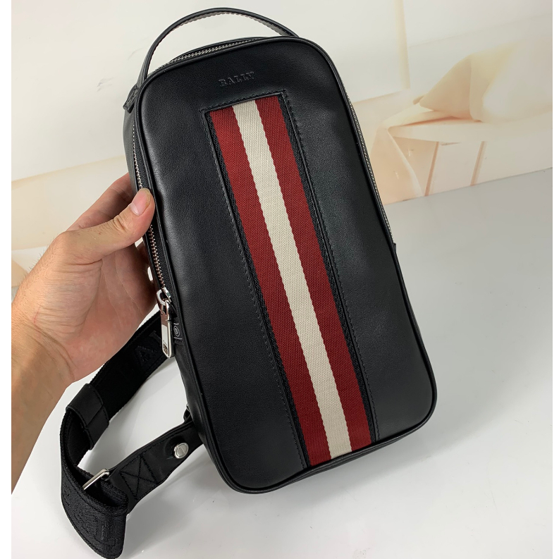 Top Bally Men's Malikho Chest Bag