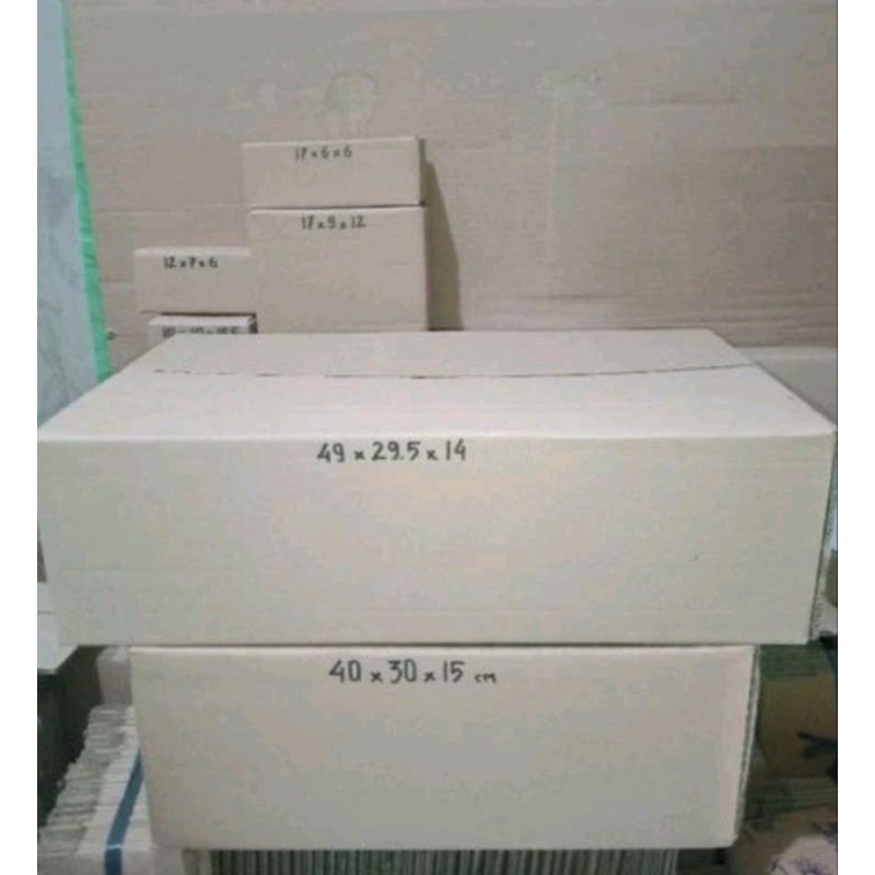 

kardus packing baru dan kuat polos luar dalam ukuran 49x29.5x14cm