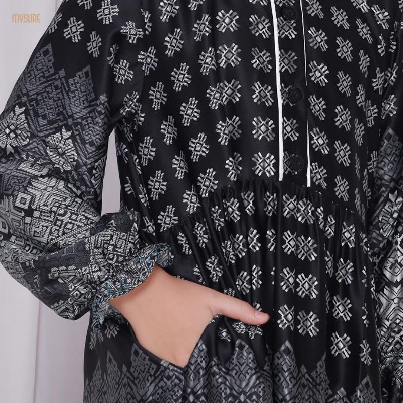 Fashion Muslimah Gamis Termewah dengan Motif Pattren Batik Kontempoter SAAPHIRE DRESS FAMILY Model R