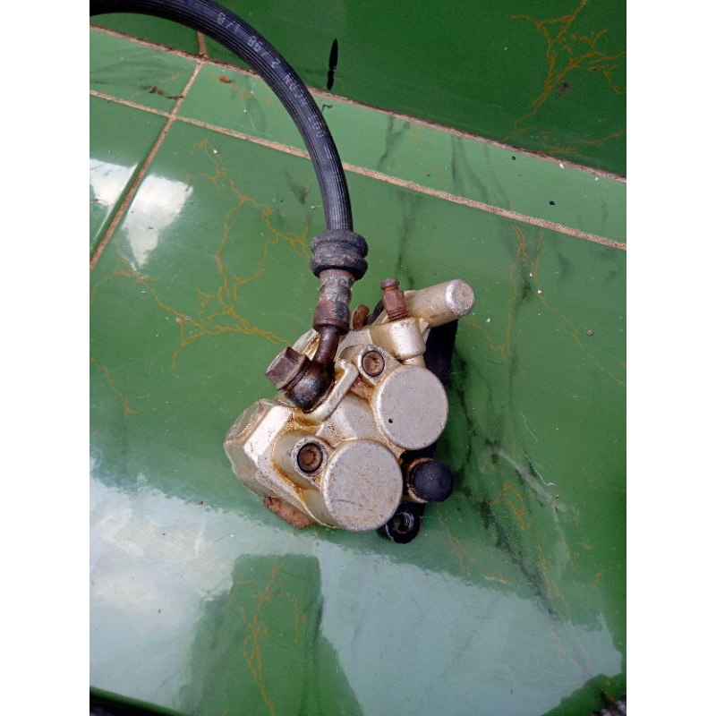 kaliper bawah Supra lama / Supra x