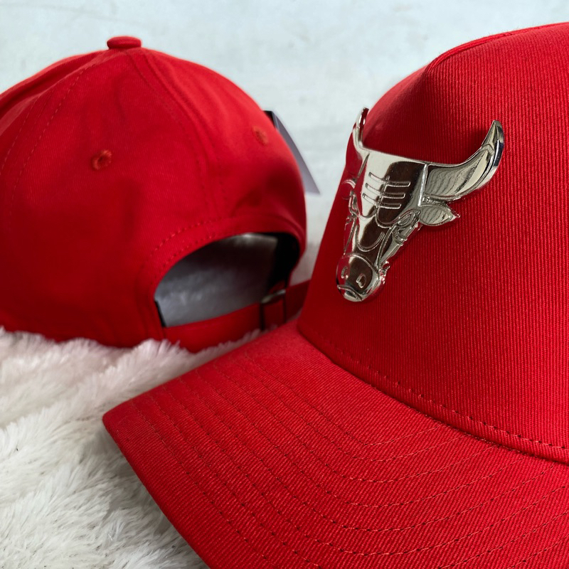 TOPI CHBHULLS MERAH LOGO SILVER BESI ORIGINAL PREMIUM