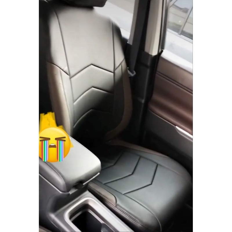 Sarung Jok Innova Zenix Bahan Ferarri