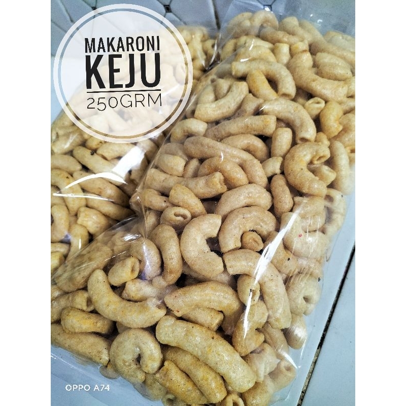 

Makaroni Keju/pedas kemasan 250grm.Free packing Bubelwrap