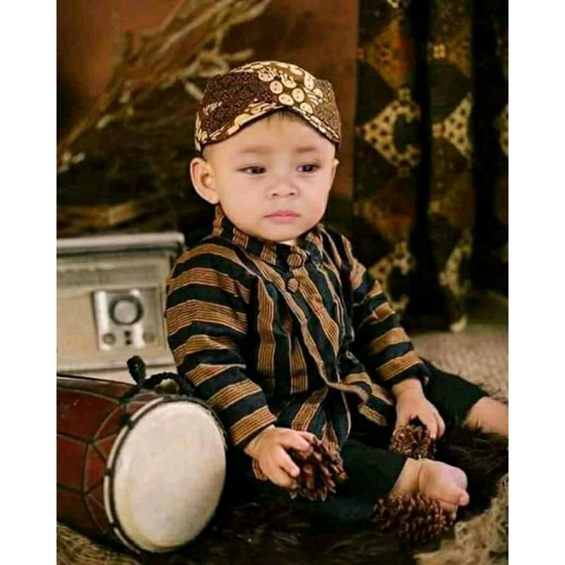 Surjan Lurik Anak Set Blangkon Baju Adat Jawa Solo Jogja Pakaian Tradisional Kostum Kartinian Murah