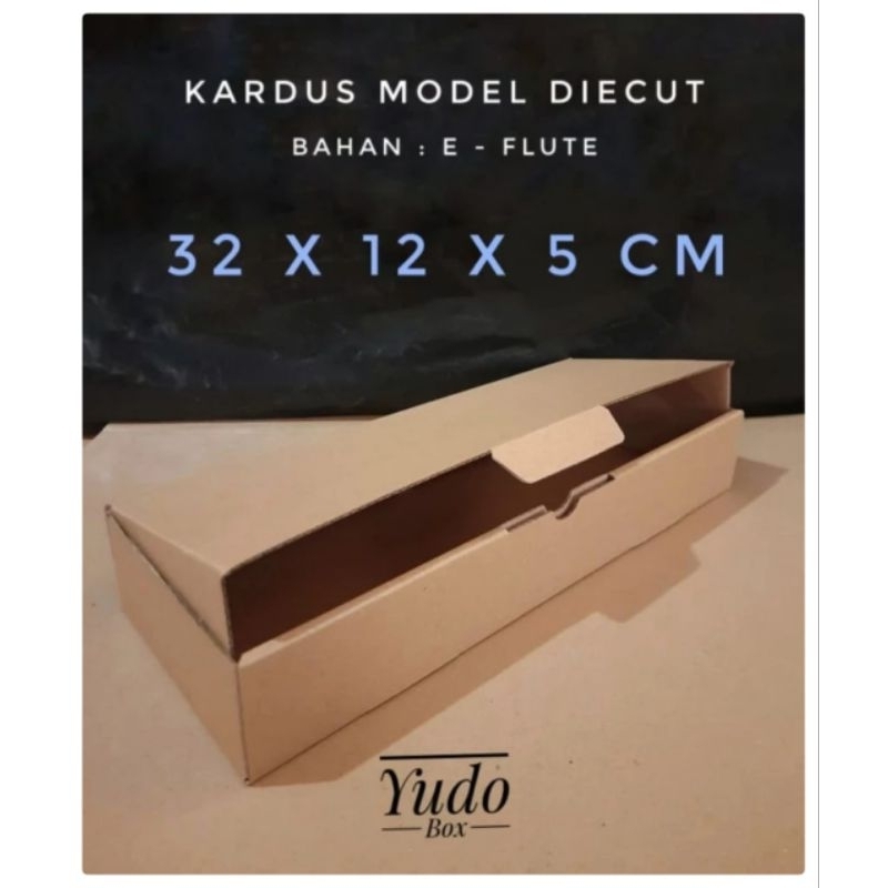 

kardus box UK 32 x 12 x 5 Cm DieCut Pizza