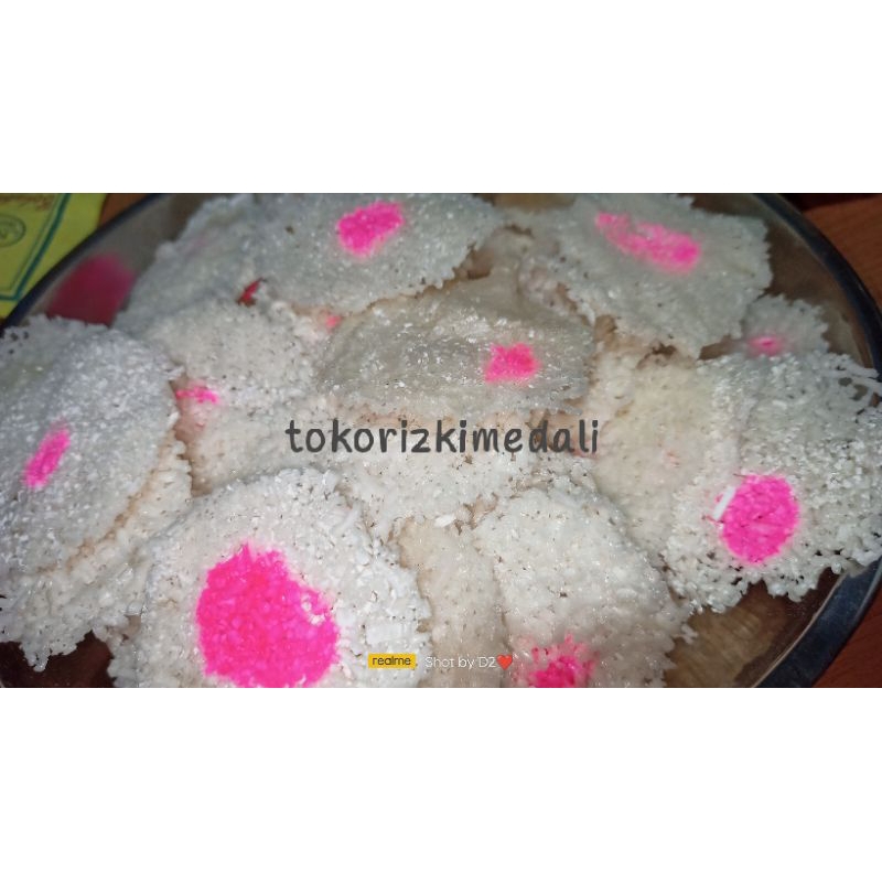 

RENGGINANG TUL 500gr free buble wrap