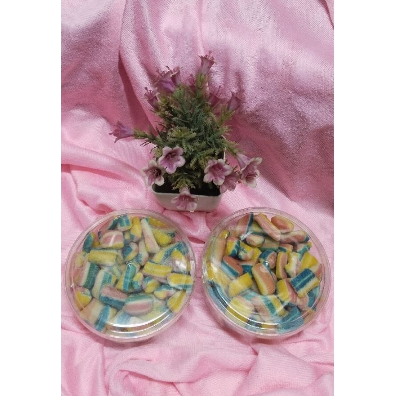 

Permen Pillow Candy Rainbow