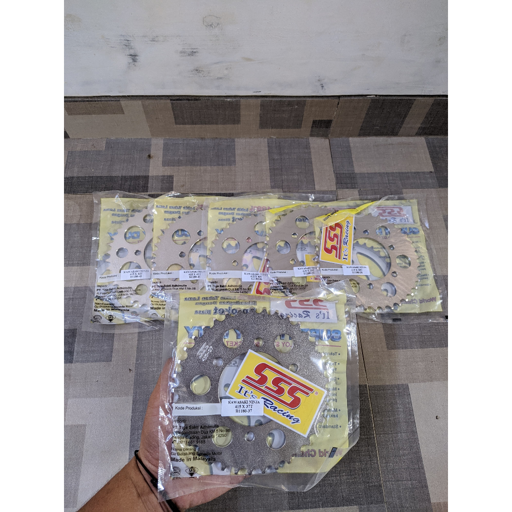 GEAR BELAKANG SSS 415 428 NINJA 2TAK/NINJA 150 R SS RR UKURAN 35 36 37 38 39 40 41 42 GEAR BLAKANG N
