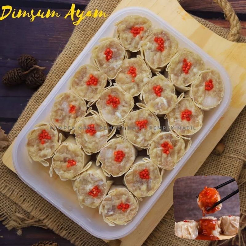

Dimsum Ayam Premium isi 15 kemasan box dengan saus spesial (Frozen Food)