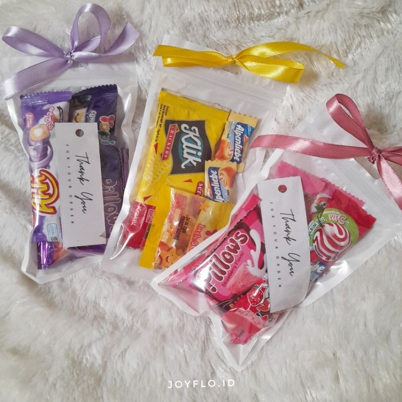 

MINI GIFT SNACK BINGKISAN SNACK MINI (MINIMAL ORDER 5 PCS)