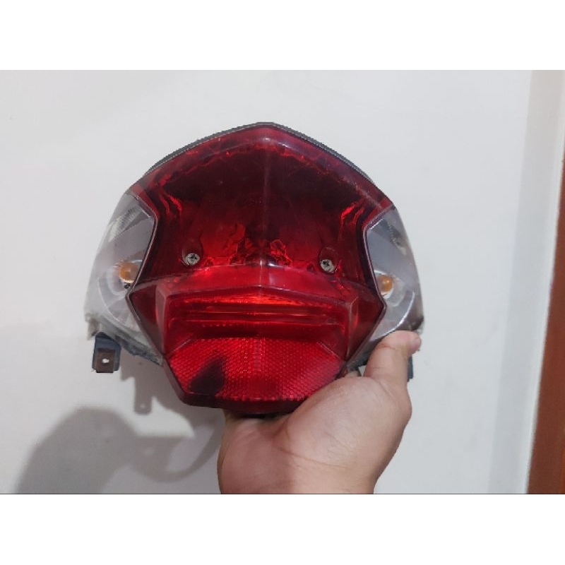 Stoplamp Lampu belakang beat fi 2013-2016 original set kabel soket