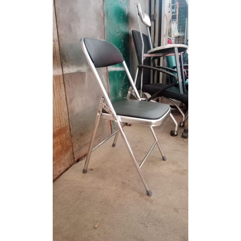 Kursi Lipat Chitose Rekondisi Kondisi Bagus