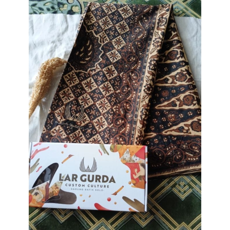 Sarung batik Lar Gurda Kesikan Series Original Lar Gurda